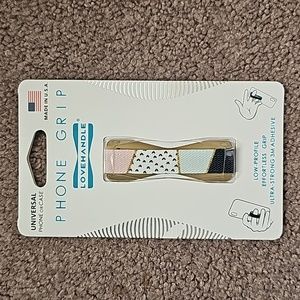 Lovehandle phone grip